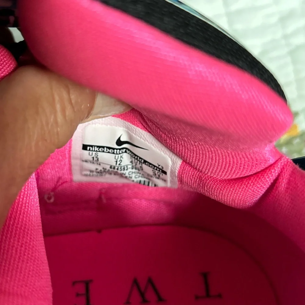 Nike - LEBRON XII - Black/Black-Pink Pow-BL Lagoon. - Picture 3 of 12
